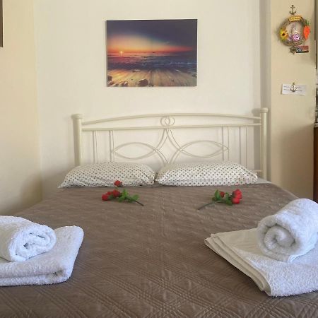 Lorentzia Room Batsi  Exterior photo