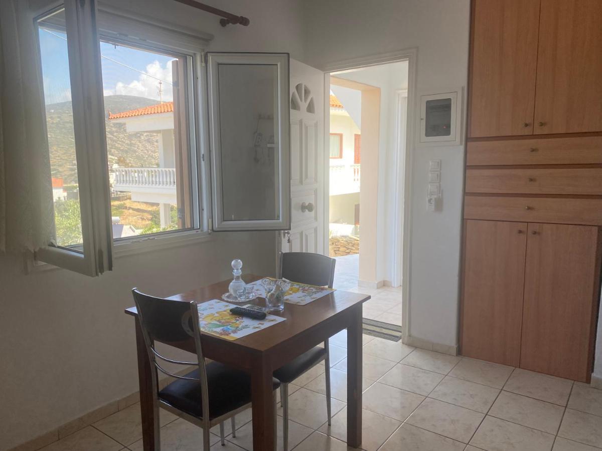Lorentzia Room Batsi  Exterior photo